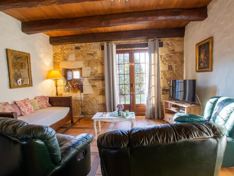 Charmante Maison de Campagne avec Jardin Clôturé, Cheminée et Wi-Fi Proche de la Dordogne - FR-1-616-150 House in Occitanie