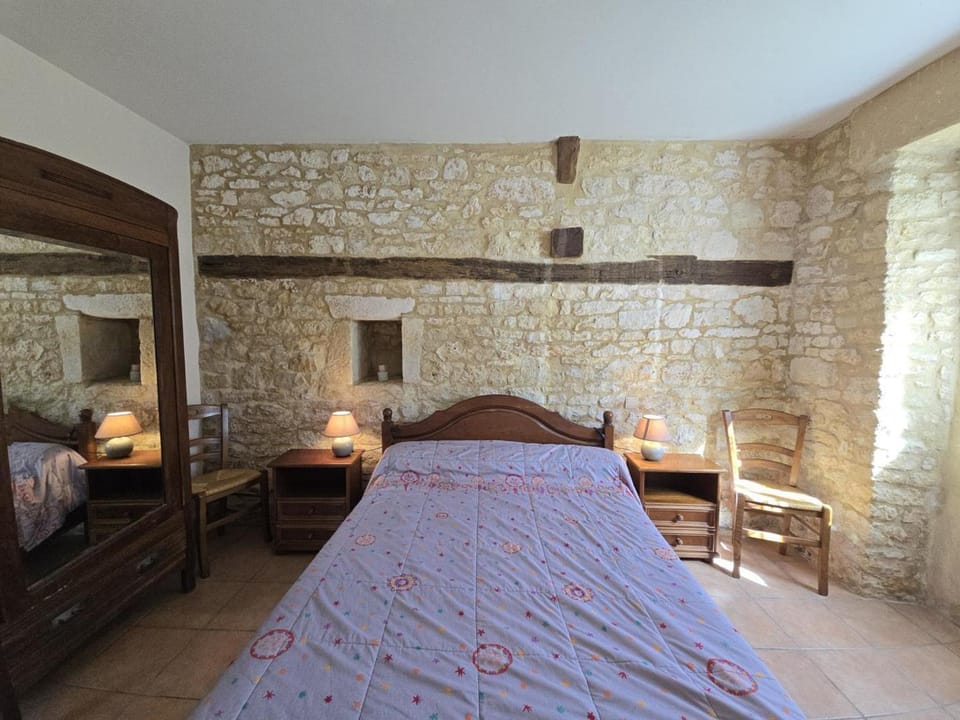 Moulin isolé avec animaux admis, proche Sarlat - FR-1-616-170 House in Occitanie