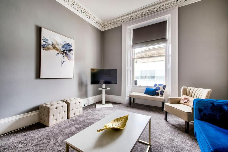 Lothian Road - perfect city centre location. Apartment in Edinburgh