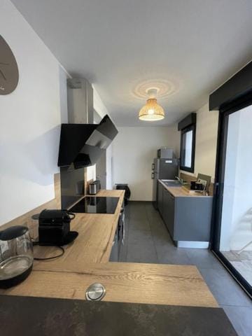 Kitchen or kitchenette, stove