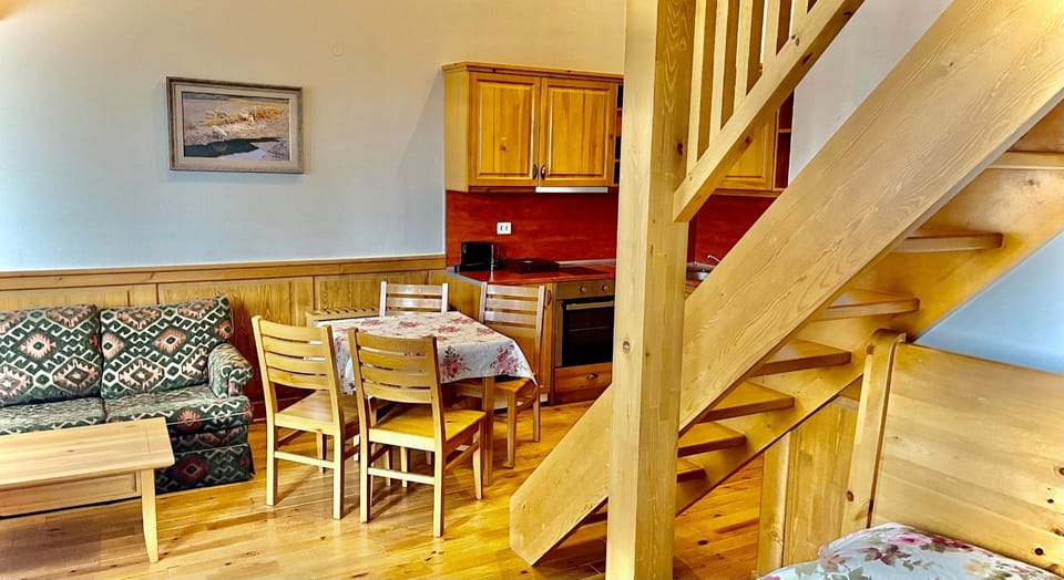 Kitchen or kitchenette, Living room, Dining area