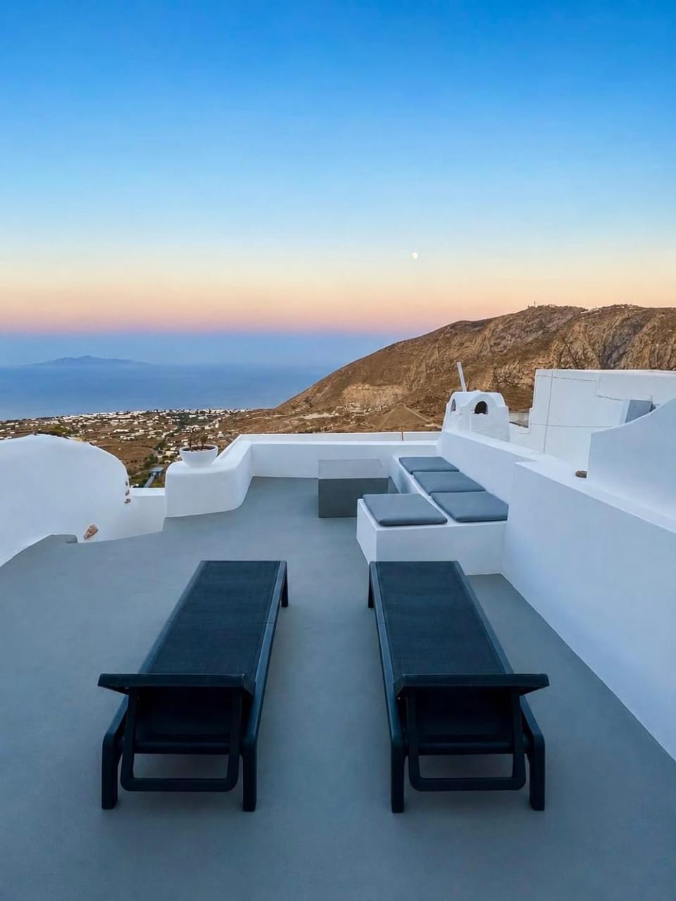 Villa Kastelli88 Santorini Pyrgos Villa in Pyrgos Kallistis