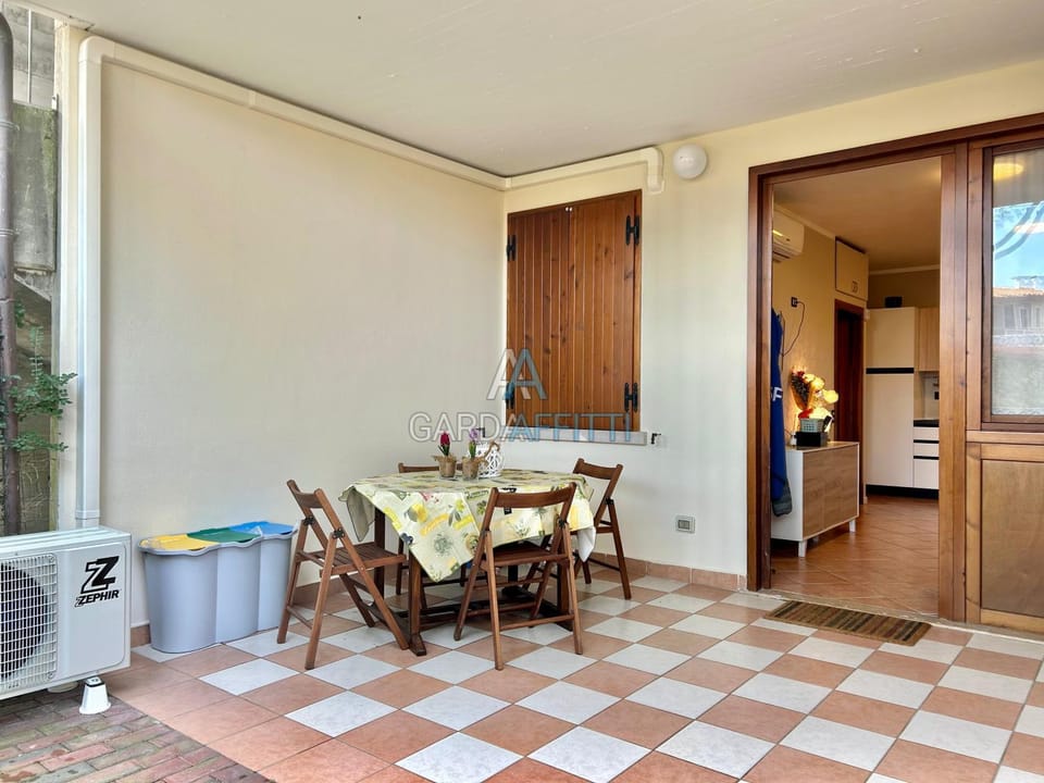 Property building, Garden, Balcony/Terrace