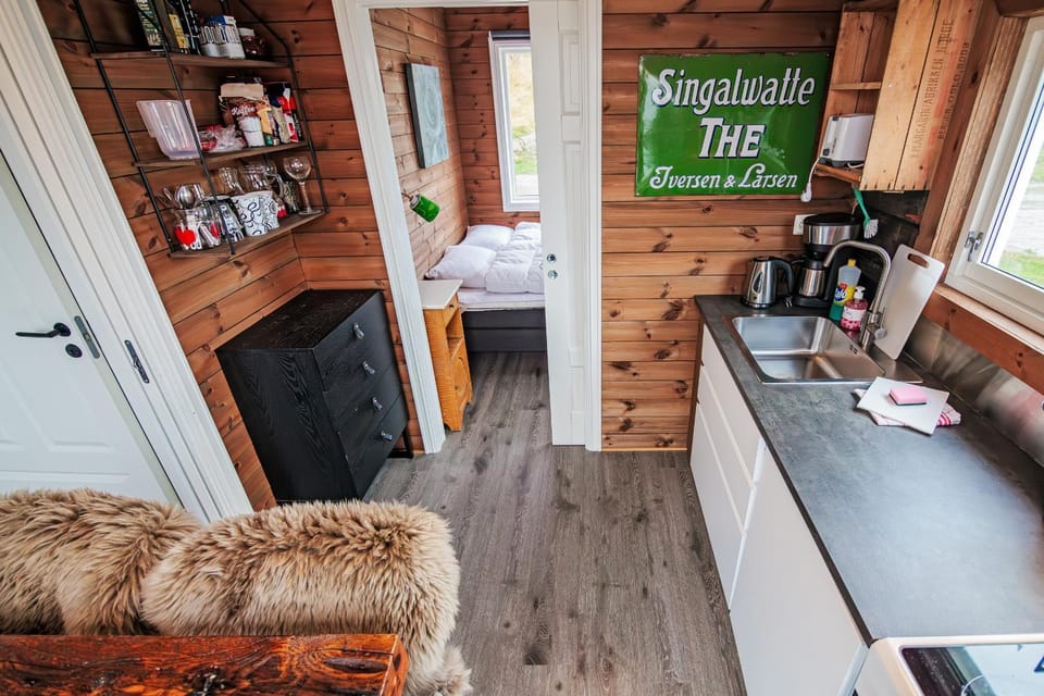 Kitchen or kitchenette, kitchen