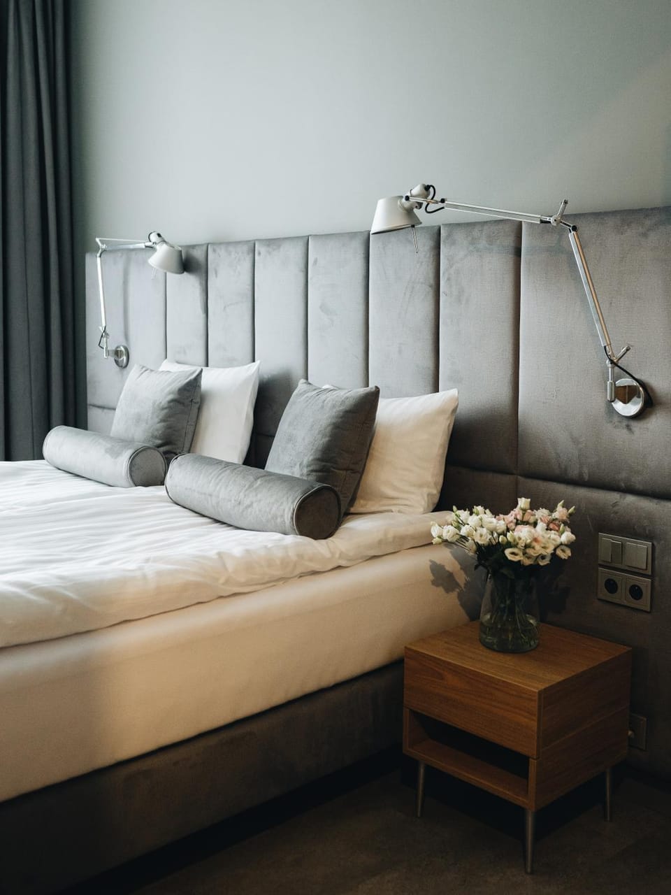 Bed, Seating area, Bedroom, City view, City view, Landmark view, Landmark view