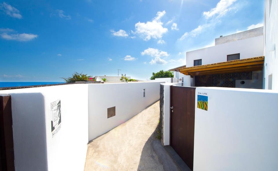 Property building, Sea view