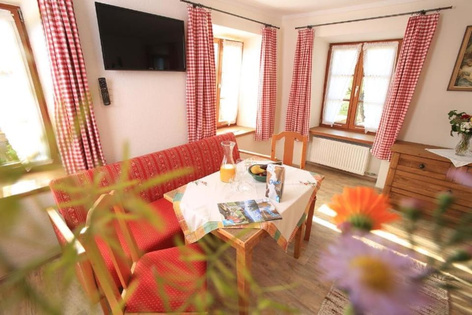 Biohof Wallnerhof - Chiemgau Karte Farm Stay in Berchtesgadener Land