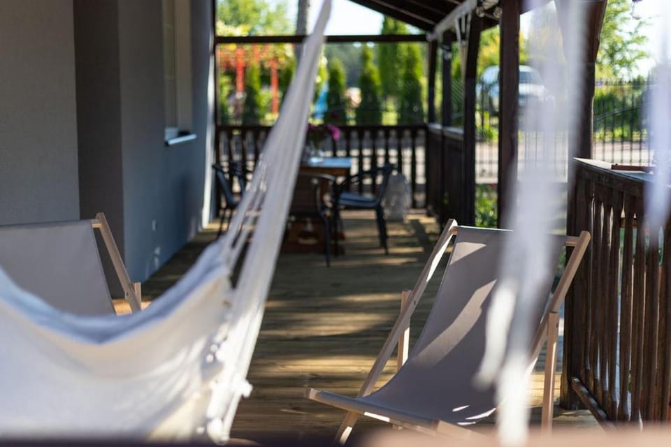 Patio, Seating area
