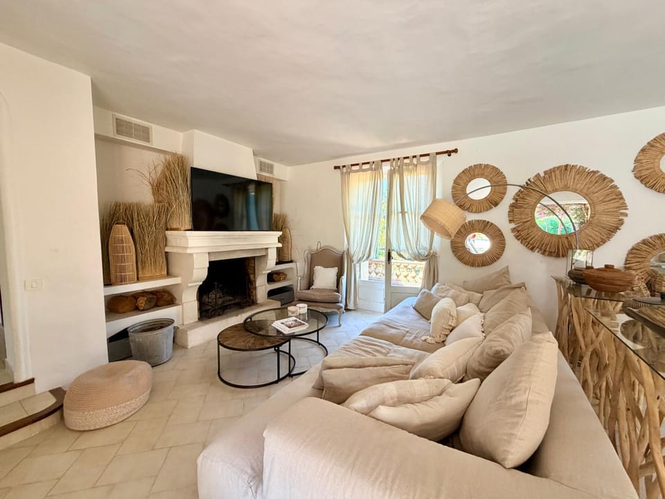 Villa avec piscine - Saint-Tropez - Plein sud Villa in Saint-Tropez