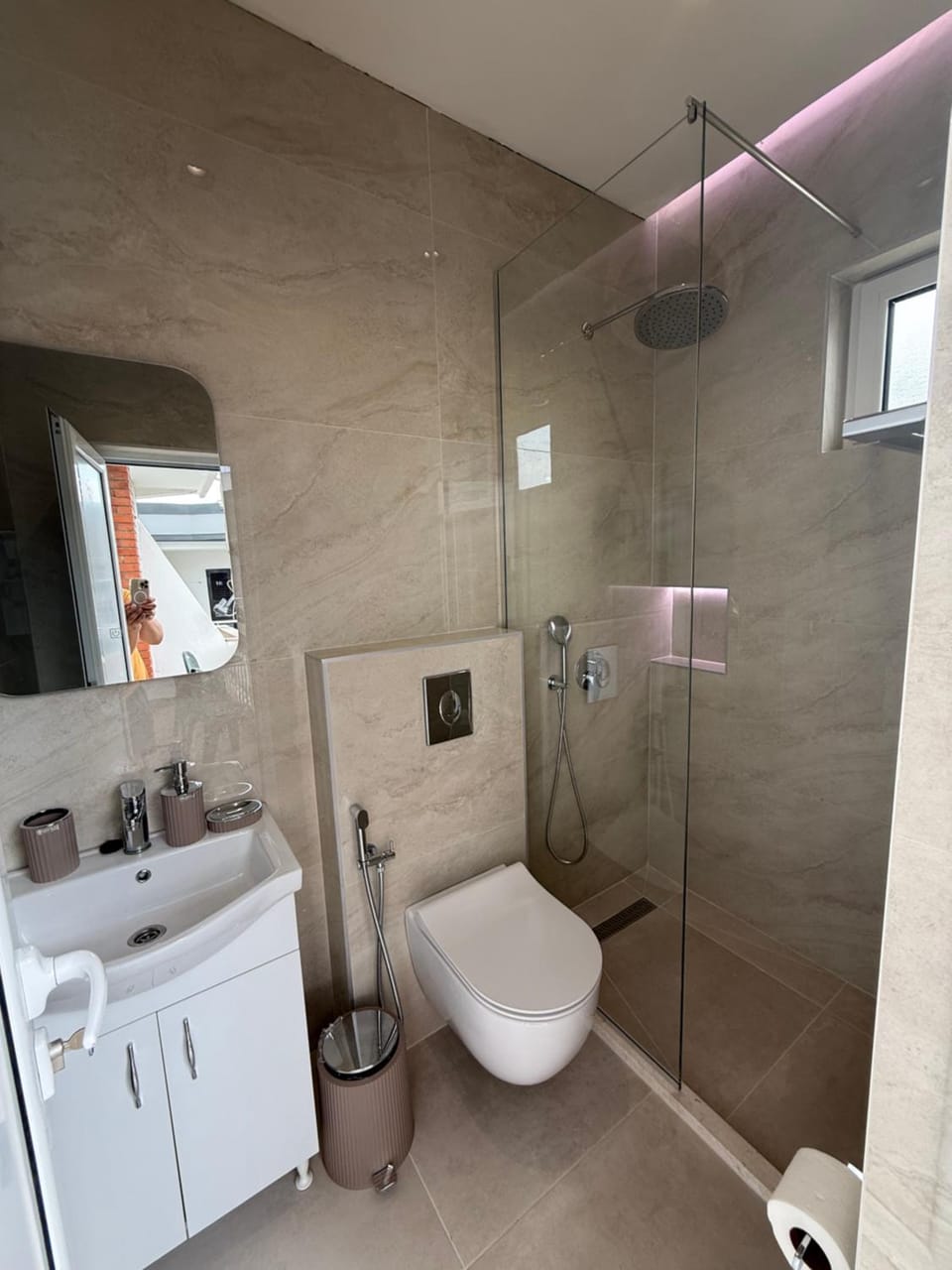 Casa Sinani Bed and Breakfast in Ulcinj Municipality