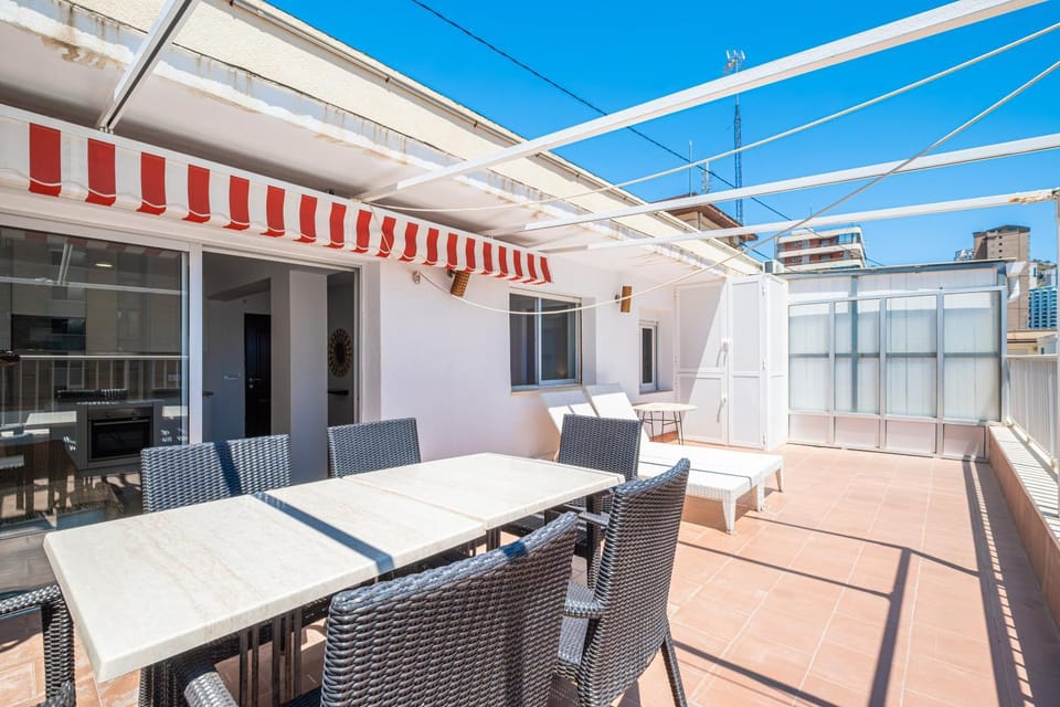 Day, Balcony/Terrace, Living room, Dining area