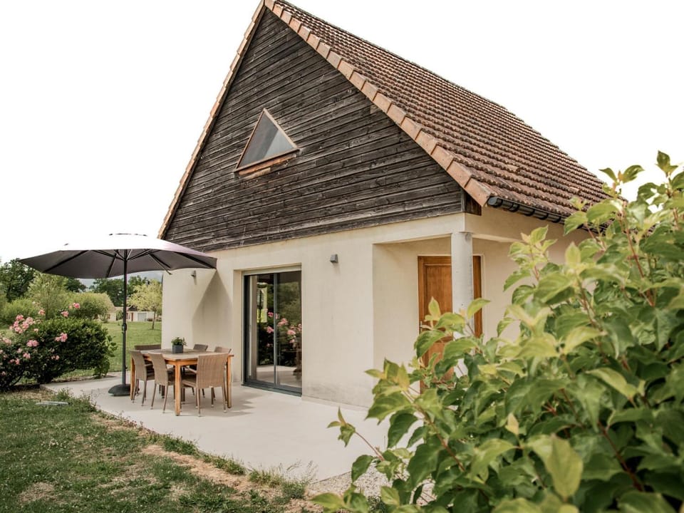 Property building, Summer