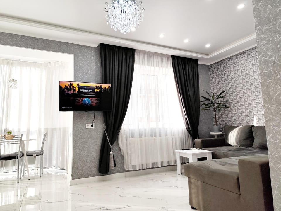 Communal lounge/ TV room, TV and multimedia, Living room, Seating area