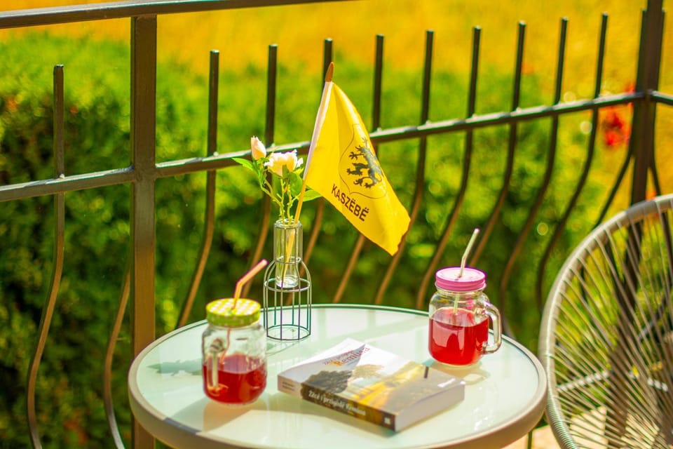 View (from property/room), Balcony/Terrace