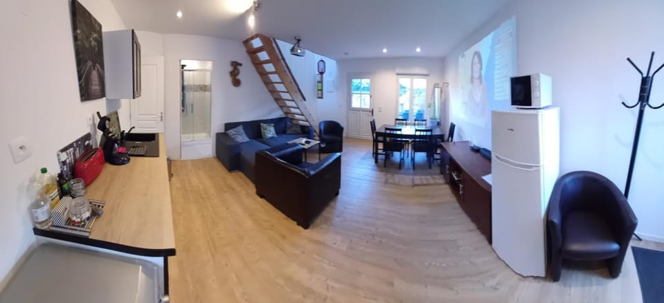Property building, Living room
