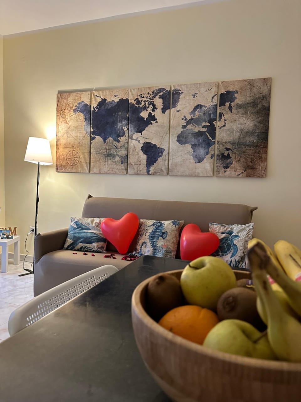 Living room, Seating area