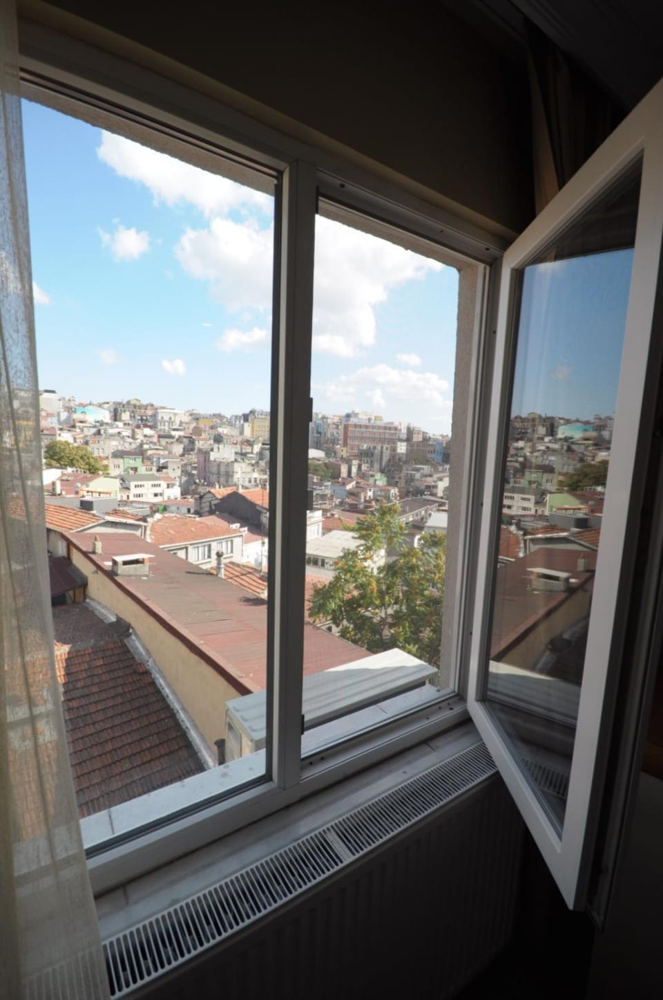 Day, View (from property/room), City view