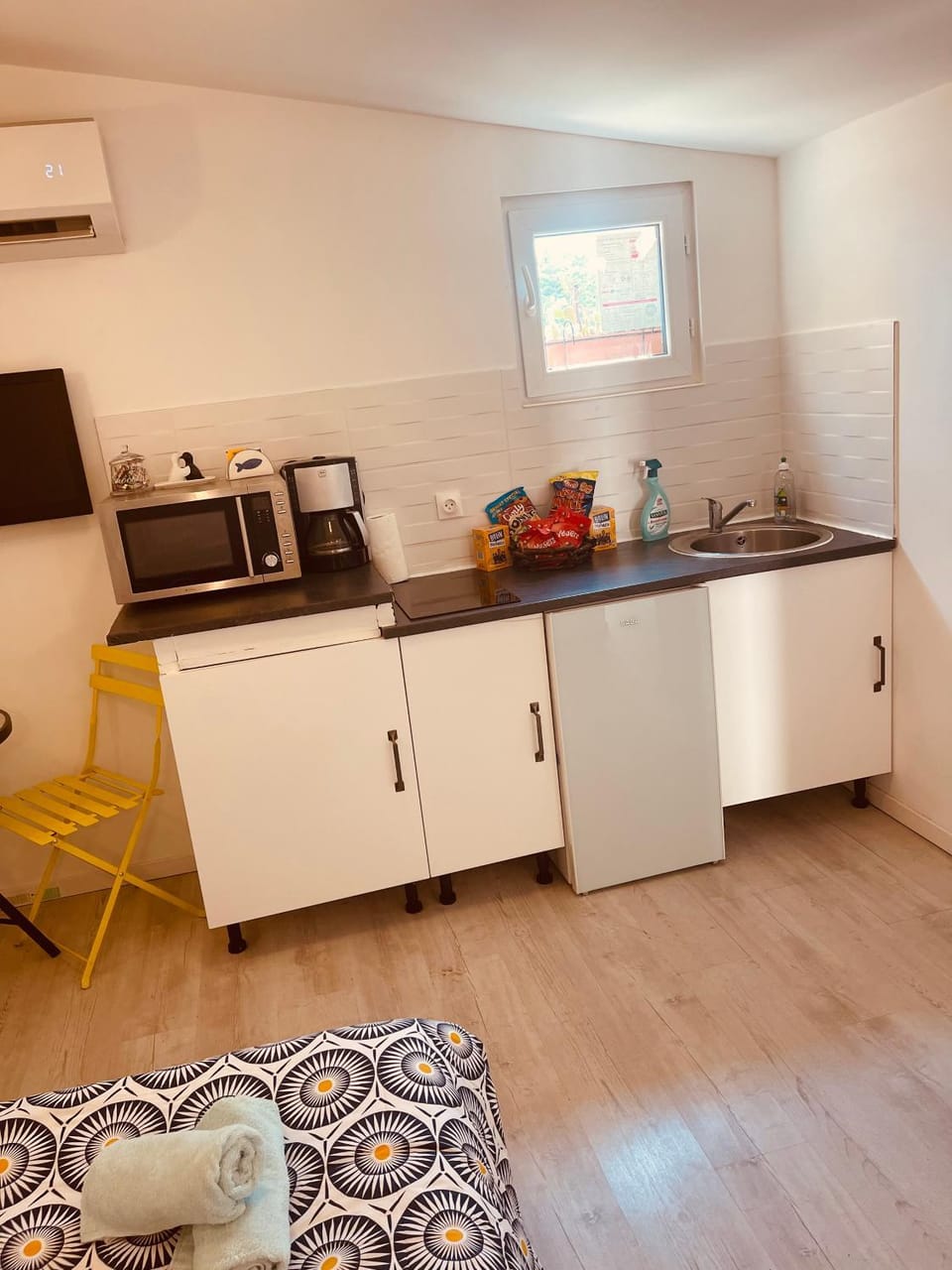 Studio avec grande piscine privative Apartment in Toulon