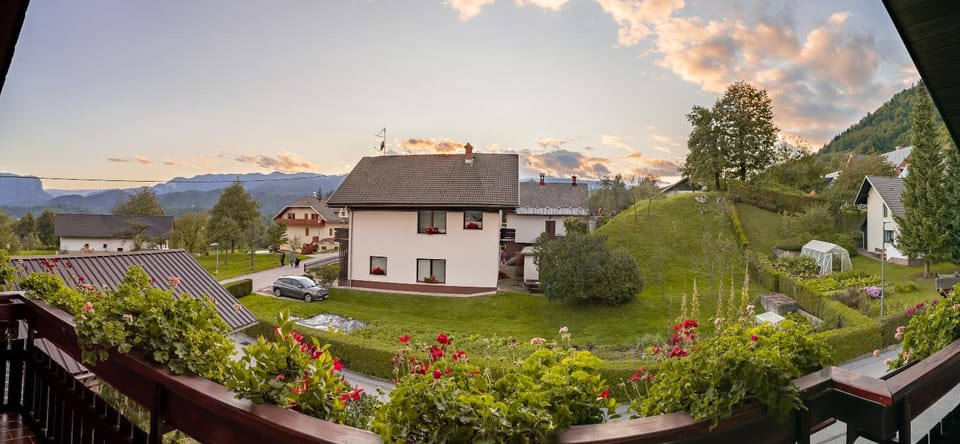View (from property/room), Mountain view