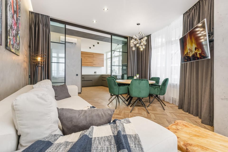 Pearl 45 Fantastic Design Sea View Apartment Apartment in Odessa