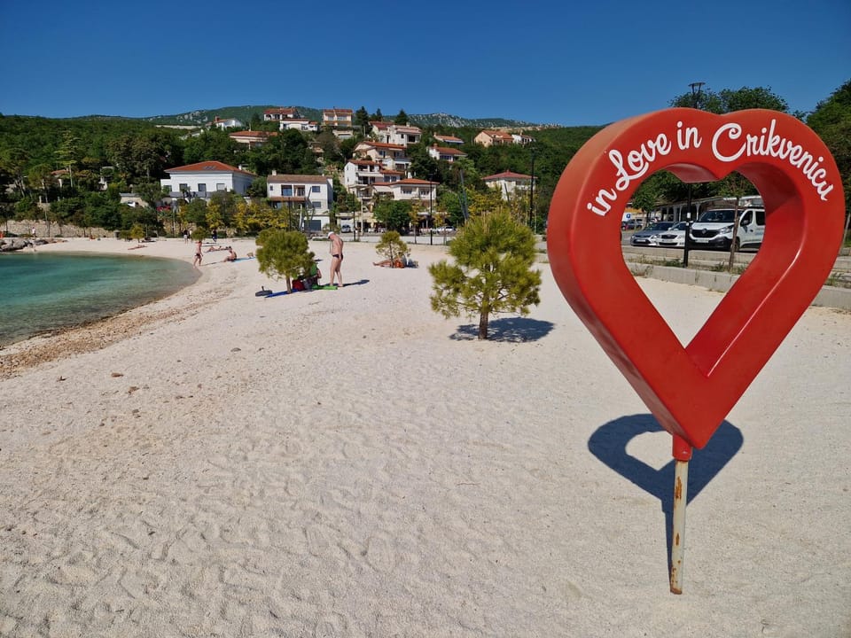 Natural landscape, Beach, Mountain view, Sea view, Street view