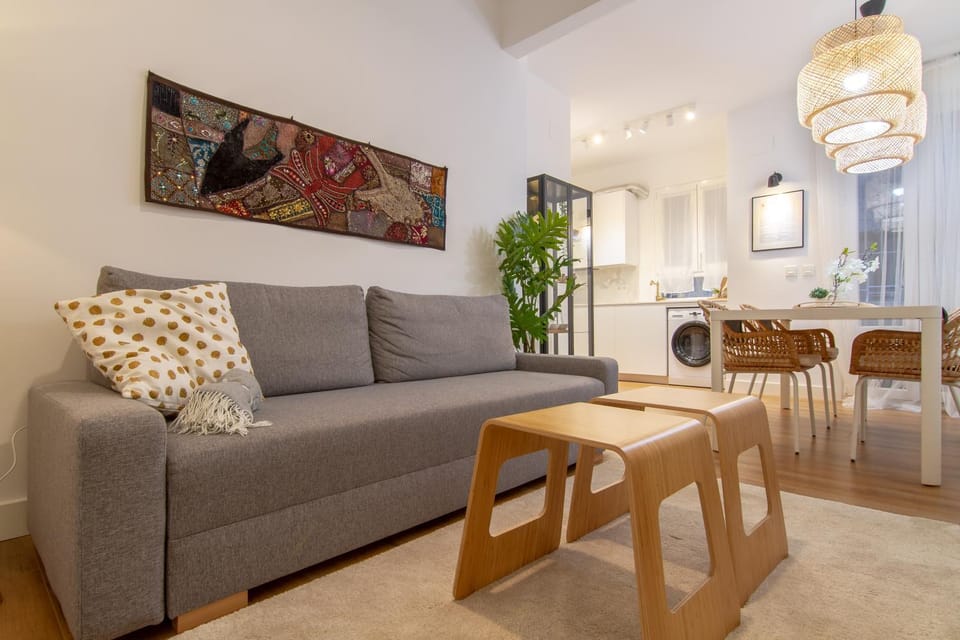 Communal lounge/ TV room, Living room
