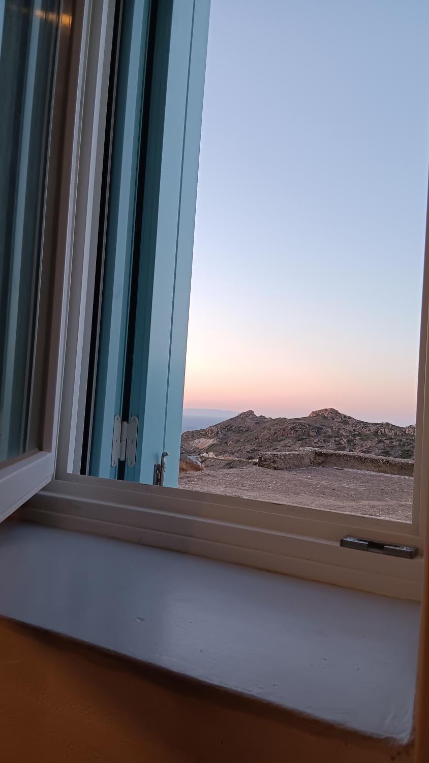 Stilvi Milos House in Milos