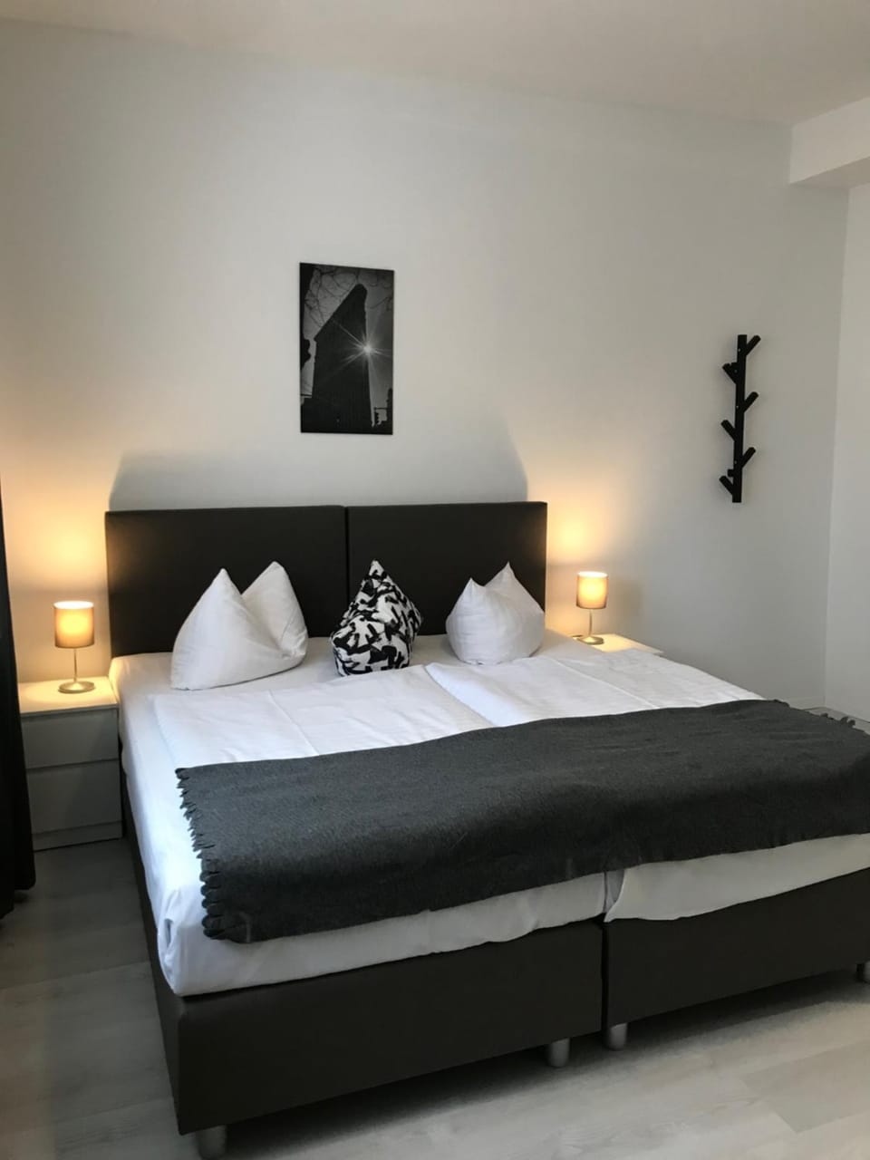 Bed, Photo of the whole room