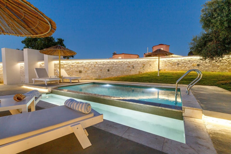 Villa Heated Private Pool & BBQ by ILIOS Georgioupoli Apartment in Crete