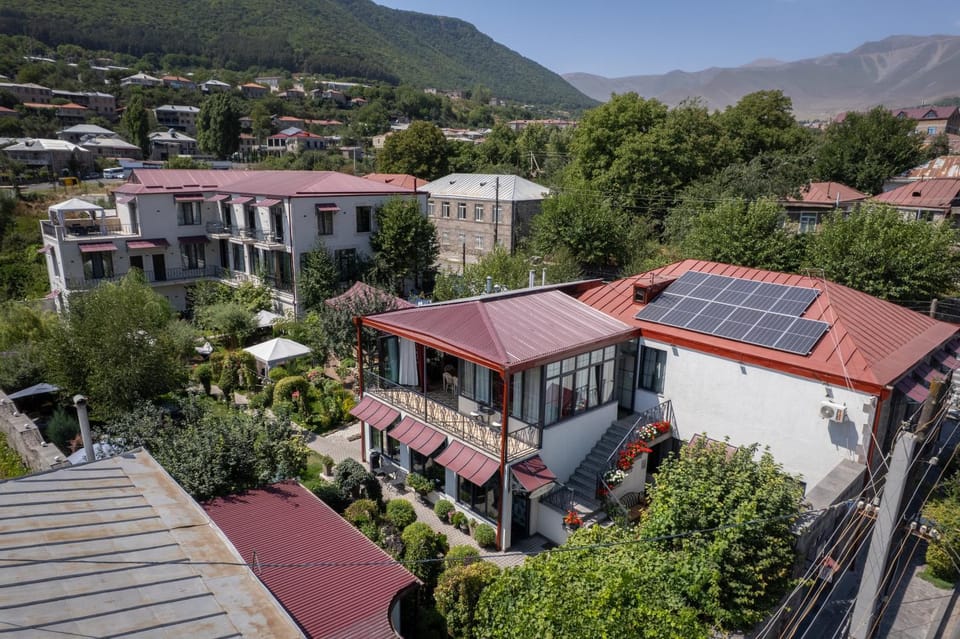 REDROOF Goris Boutique Hotel Bed and Breakfast in Armenia