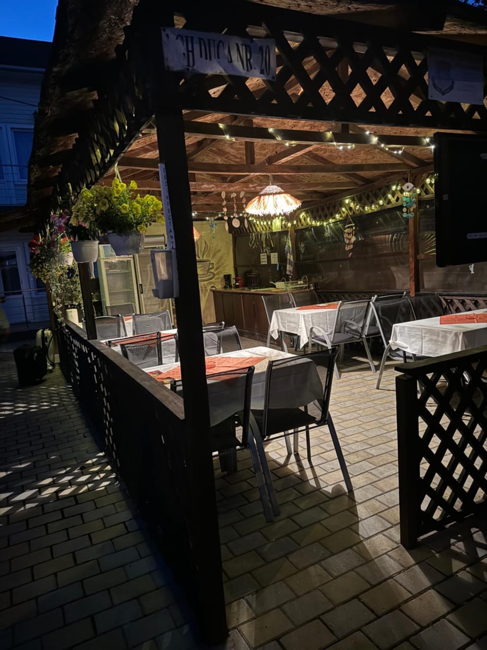 Restaurant/places to eat