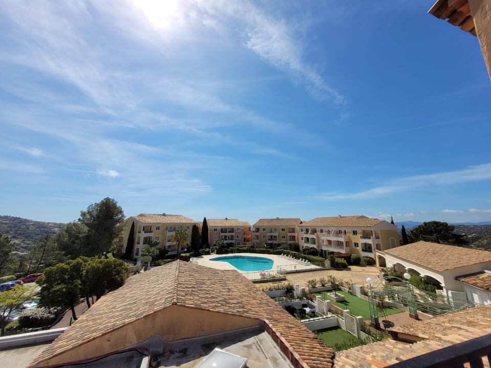 Garden view, Pool view, Swimming pool