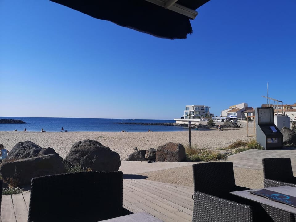 Studio climatisé Centre Port Piscine Apartment in Agde