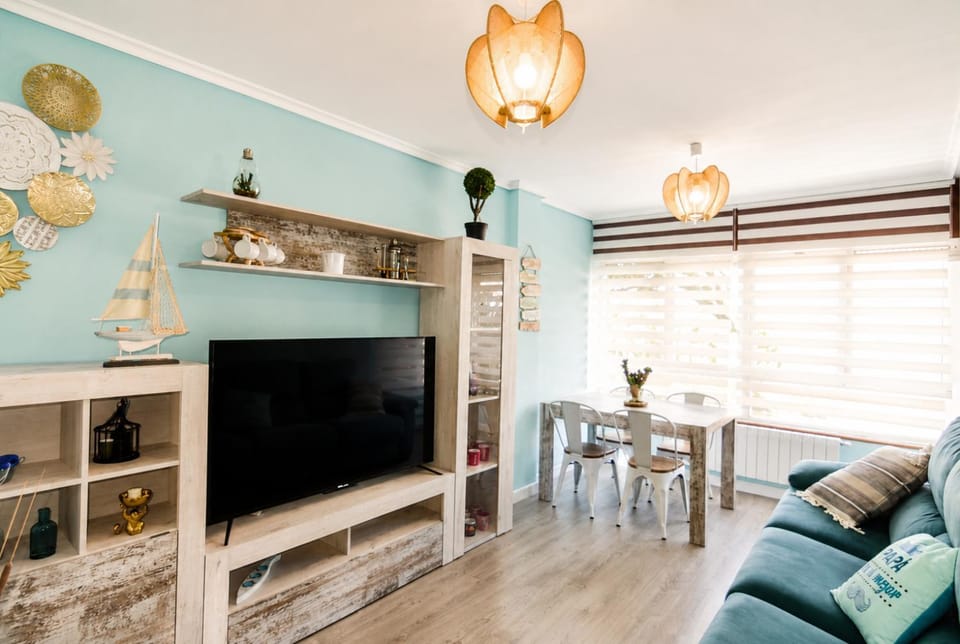 Dos habitaciones Coqueto y cómodo apartamento con piscina y padel Apartment in Cantabria