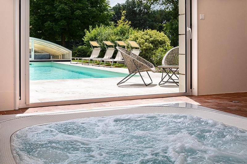 Solarium, Spa and wellness centre/facilities, Swimming pool