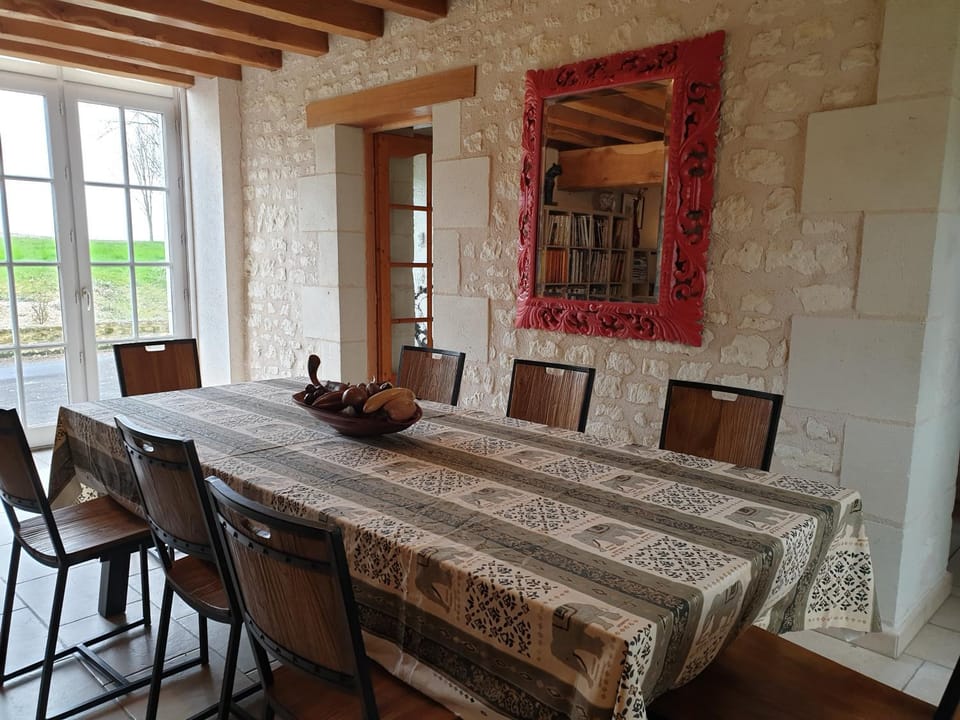 La Tour du Raygnier Bed and Breakfast in Centre-Val de Loire