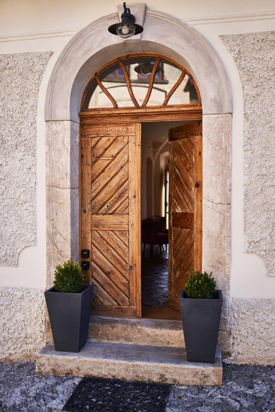 Property building, Facade/entrance