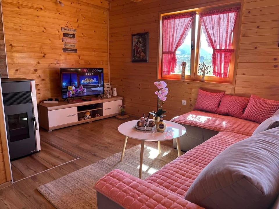 Vikendice Ramsko jezero Rama Prozor House in Federation of Bosnia and Herzegovina