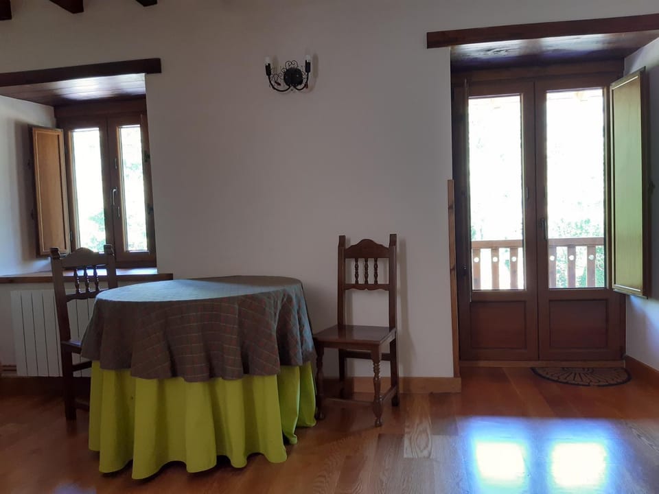 Living room, Decorative detail