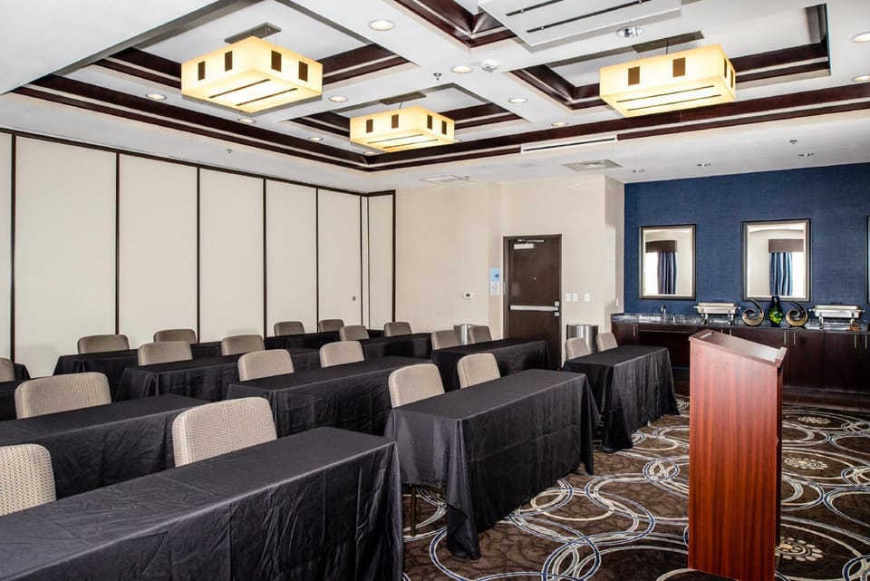 Meeting/conference room