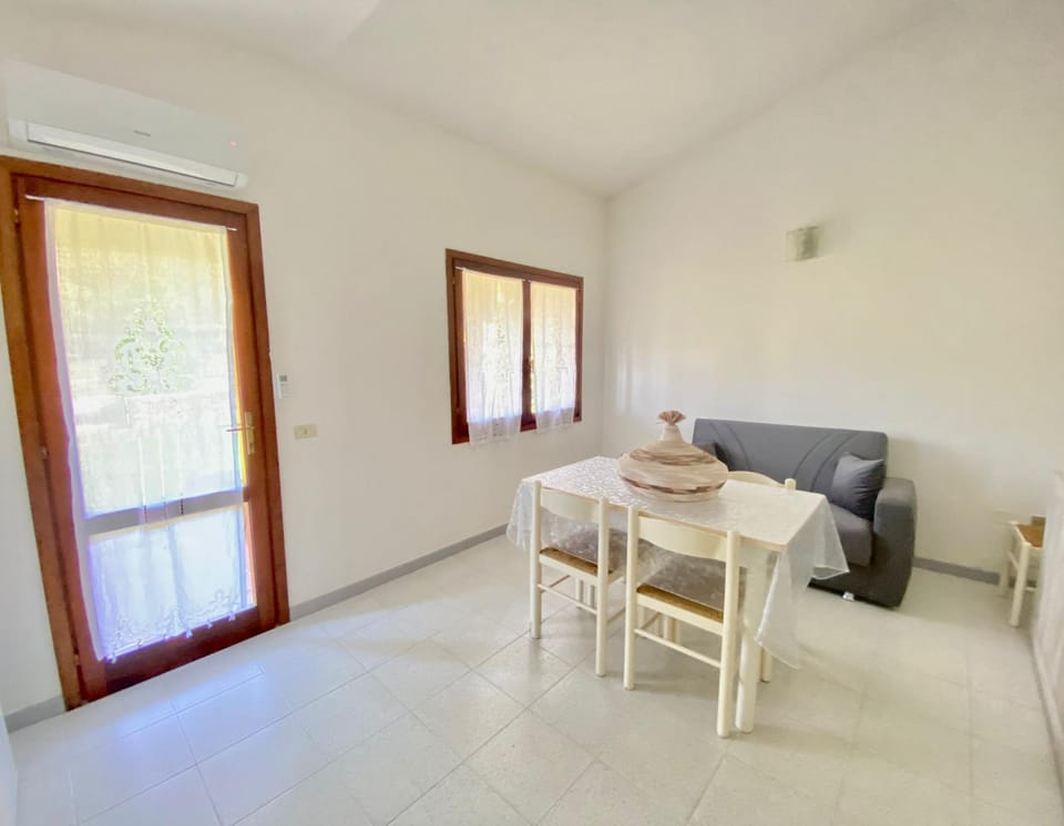 Villino L'isuledda Apartment in Sardinia