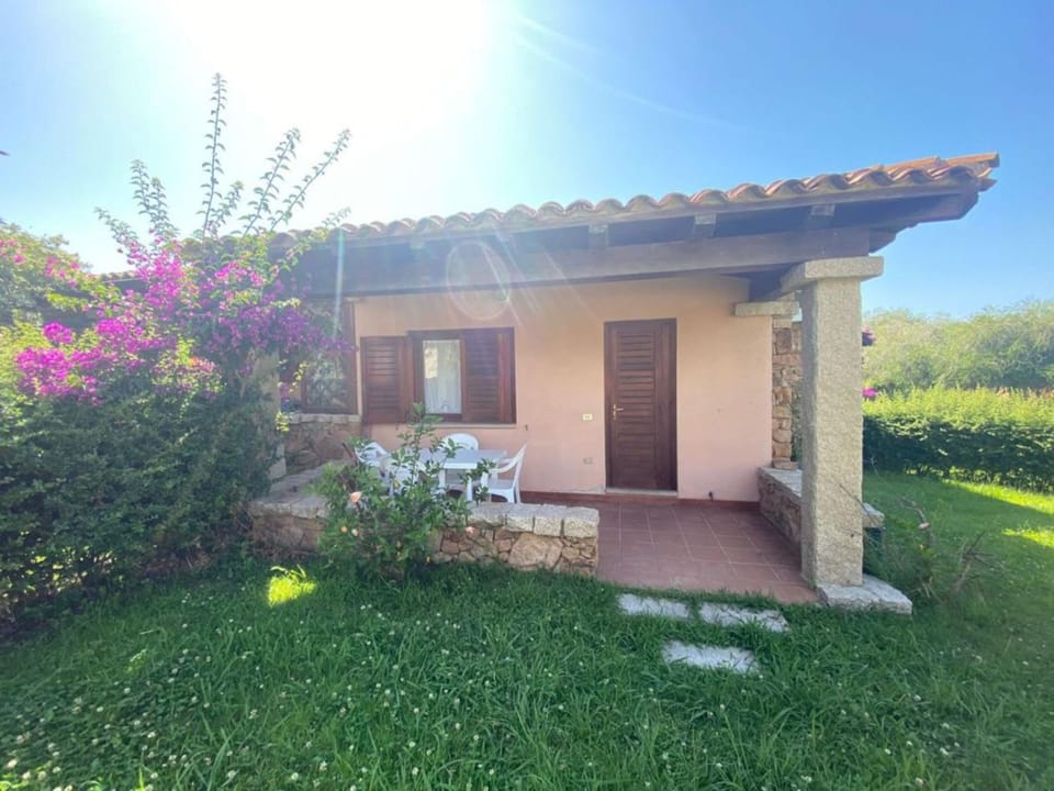 Villino L'isuledda Apartment in Sardinia