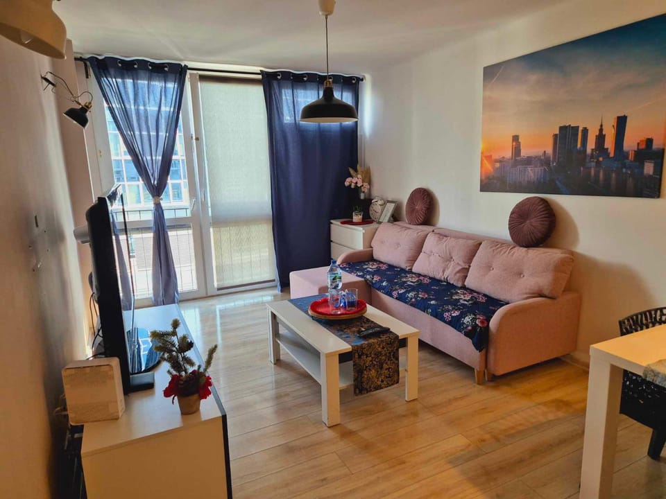 Apartament Centrum Jana Pawła II Apartment in Warsaw