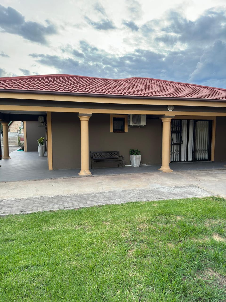 The bridge Guest House Bed and Breakfast in KwaZulu-Natal