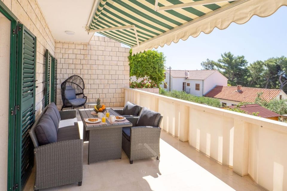 Balcony/Terrace, Seating area