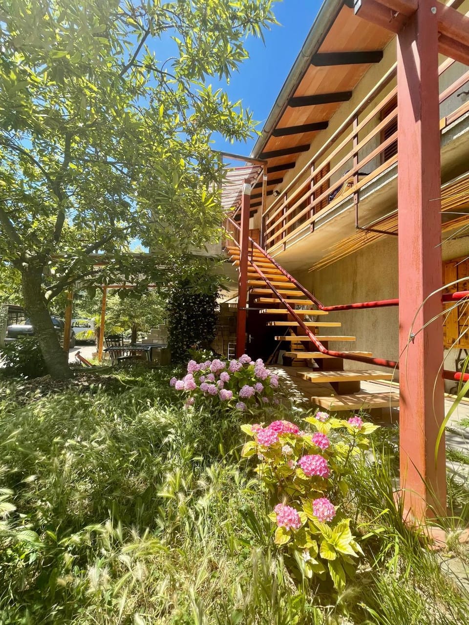 Property building, Facade/entrance, Garden