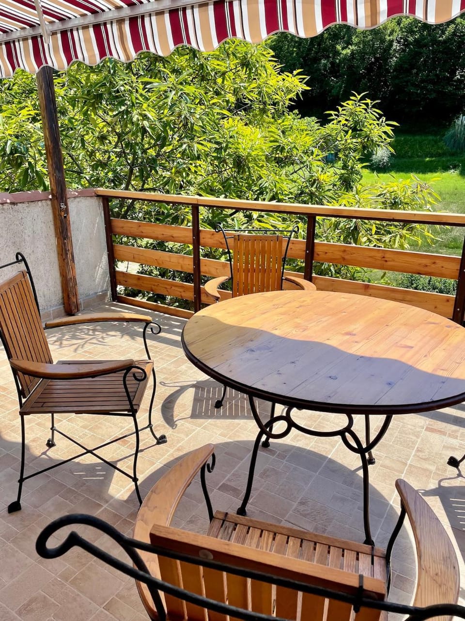 Balcony/Terrace, Garden view