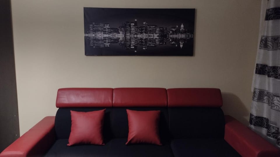 Seating area, Bedroom