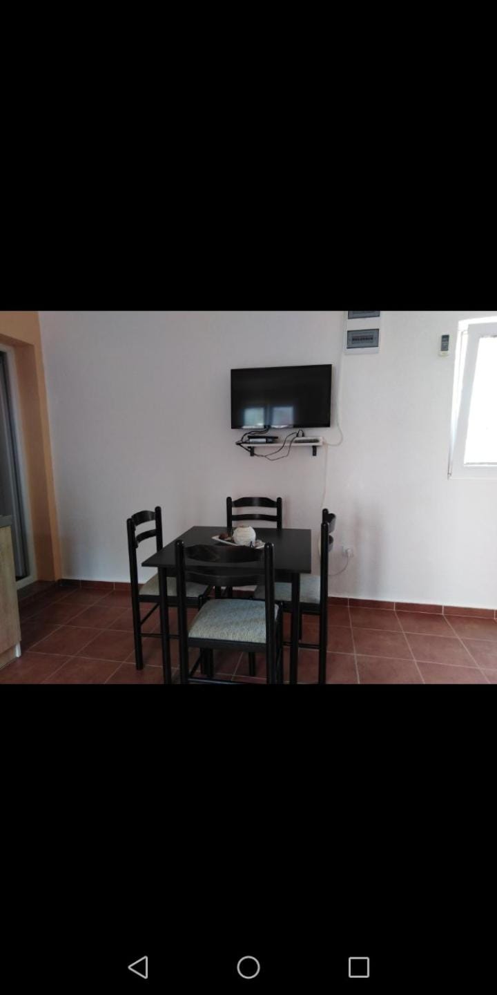 Apartmani - Prenoćište Šebek Sutomore Apartment in Montenegro