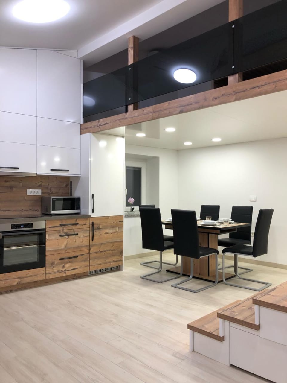 Kitchen or kitchenette, Living room, Dining area, microwave, oven